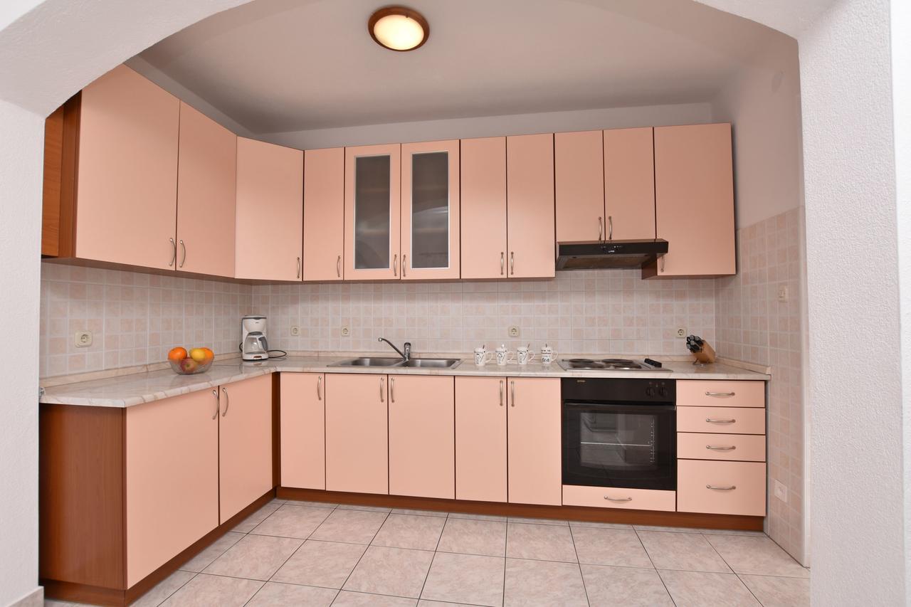 Apartment Angelina Brela Dış mekan fotoğraf